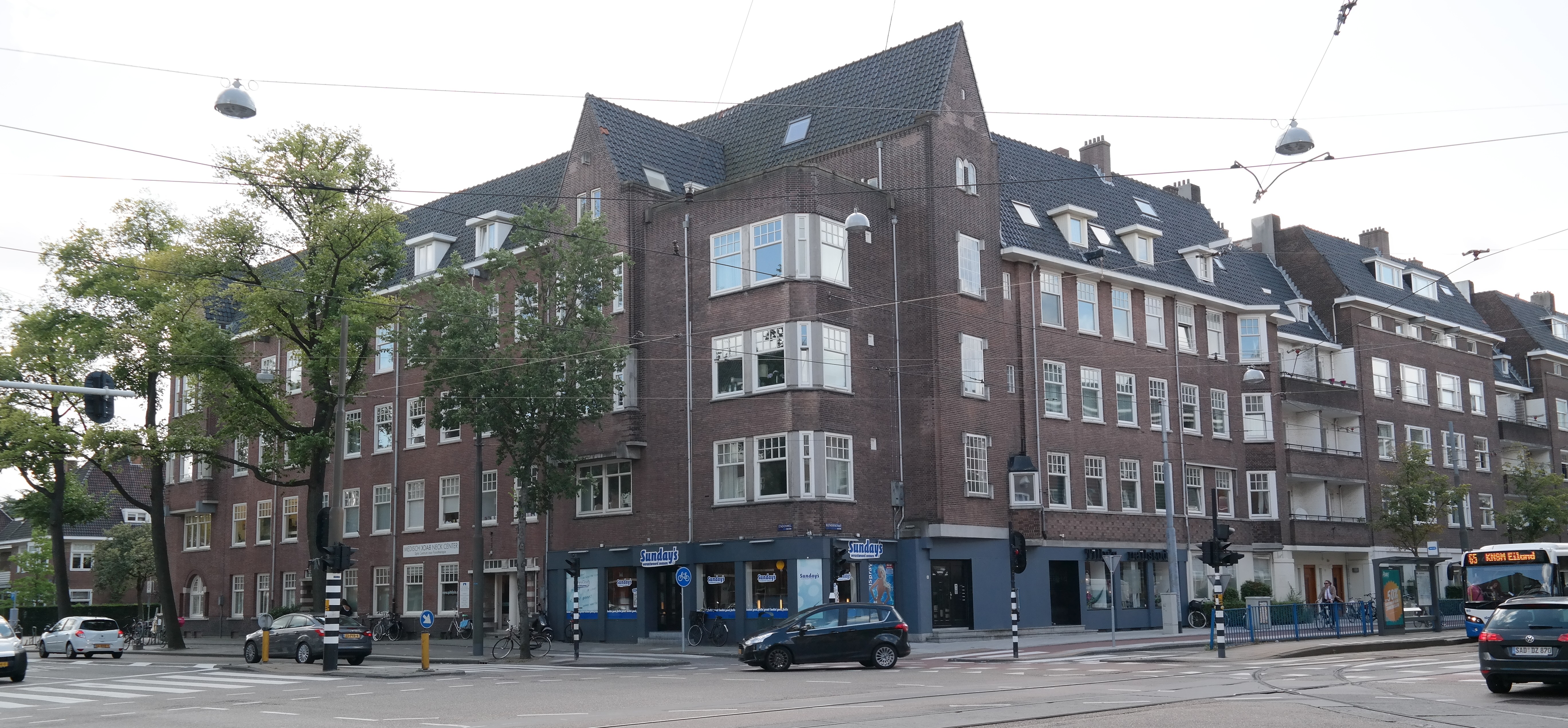 how to you pronounce beethovenstraat